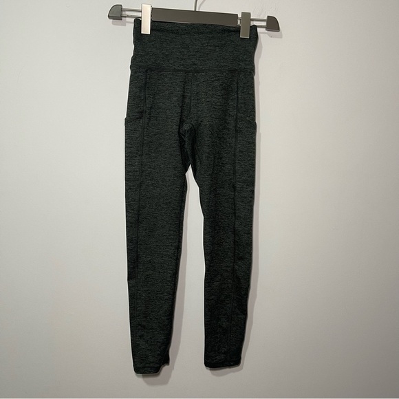 OFFLINE by Aerie Women’s forest green 7/8 athletic Leggings Size S High Rise - Picture 1 of 10